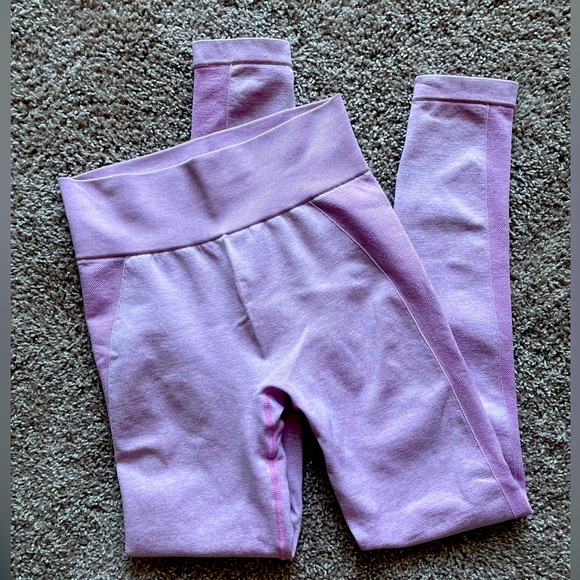 Soft Pink Gymshark Leggings - Picture 1 of 5